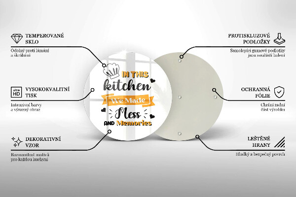 Tagliere in vetro temperato In questa cucina abbiamo creato disordine e ricordi