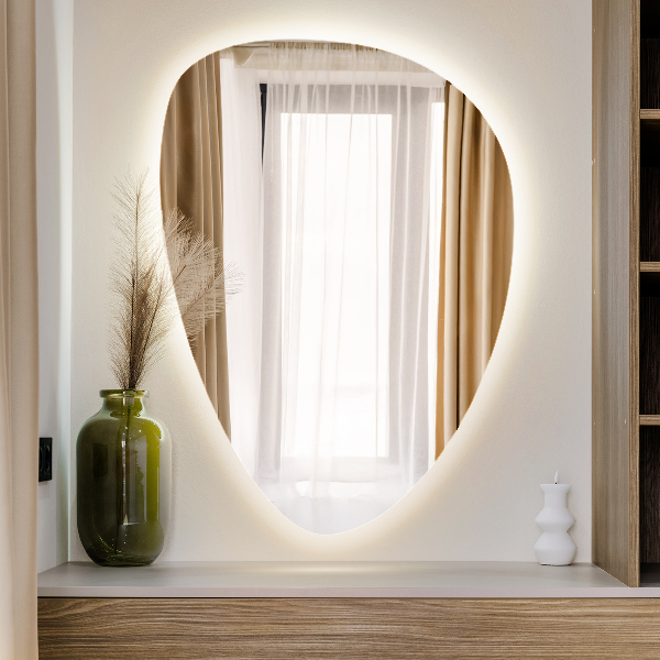 Specchio a forma di uovo con illuminazione LED 57x80 cm