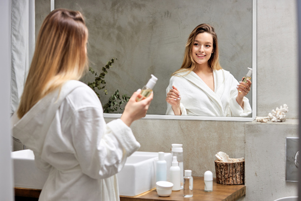 Specchiera soggiorno rettangolare bordo bianco 60x40 cm