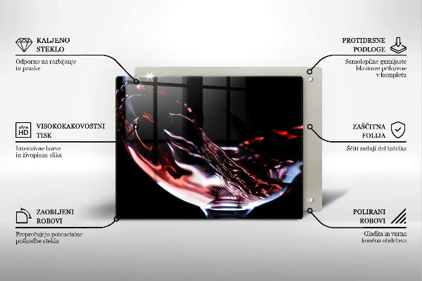 Copri piano cottura Un bicchiere di vino rosso