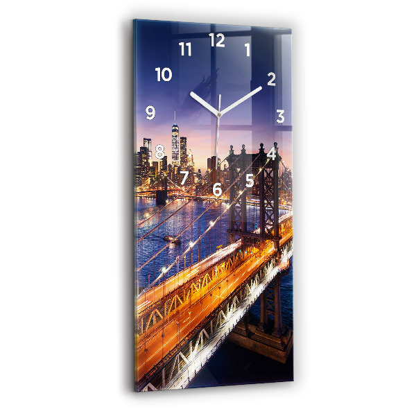 Orologio verticale New York e il tramonto