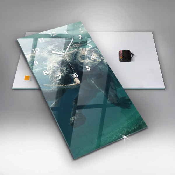 Orologio verticale Elefante che nuota nell'oceano