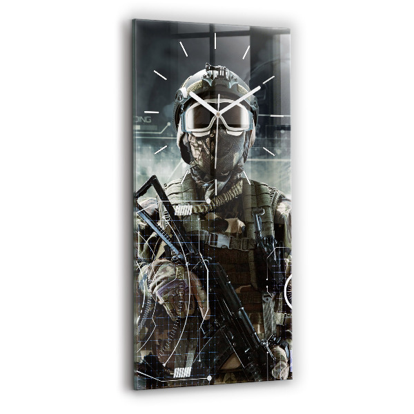 Orologio verticale Soldato con una pistola