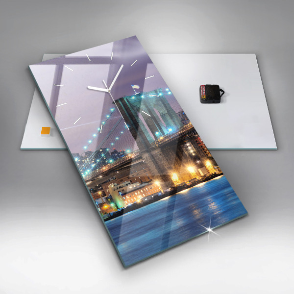 Orologio verticale Ponte di Brooklyn e East River