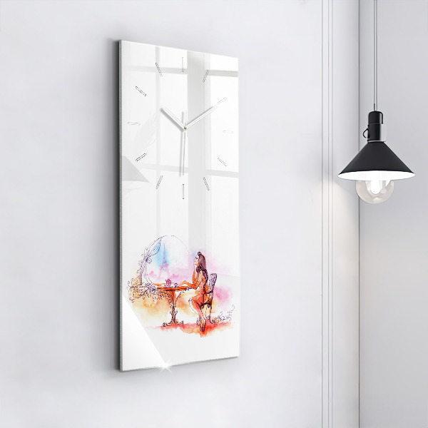 Orologio verticale Donna che beve il tè