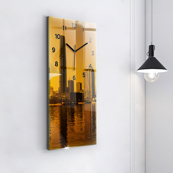 Orologio verticale Fiume Zhujiang