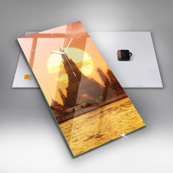 Orologio verticale Wat arun bangkok thailand