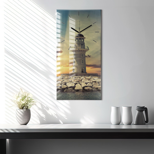 Orologio verticale Faro sull'acqua