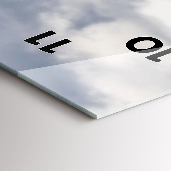 Orologio verticale in vetro Capra in Valle d'Aosta