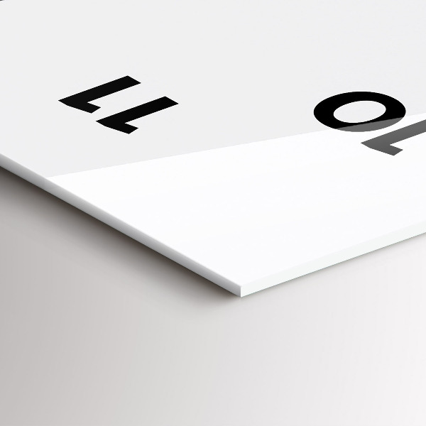 Orologio verticale Palazzo della Cultura e della Scienza