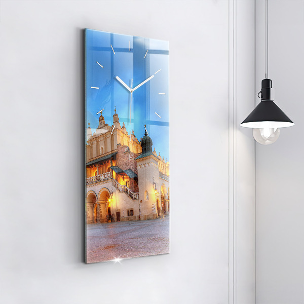 Orologio verticale Piazza del Mercato Principale di Cracovia