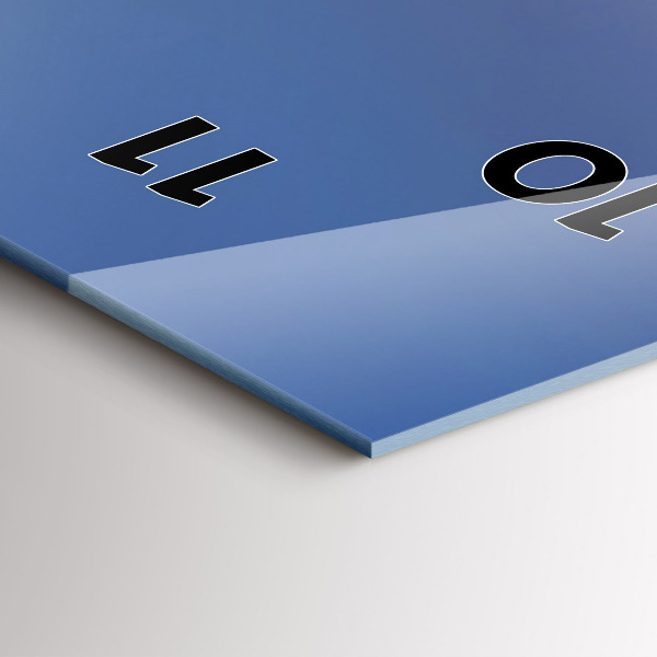 Orologio verticale in vetro Palazzo Winchester Londra