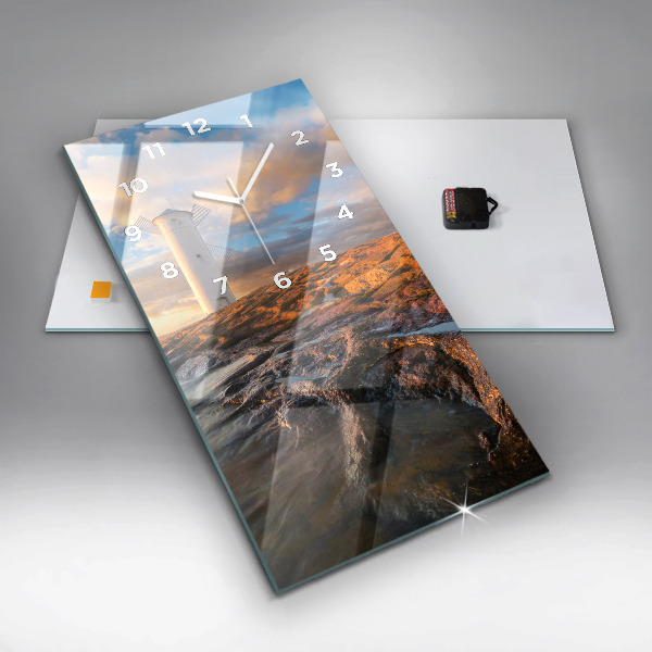 Orologio verticale Il Faro e il Mar Baltico