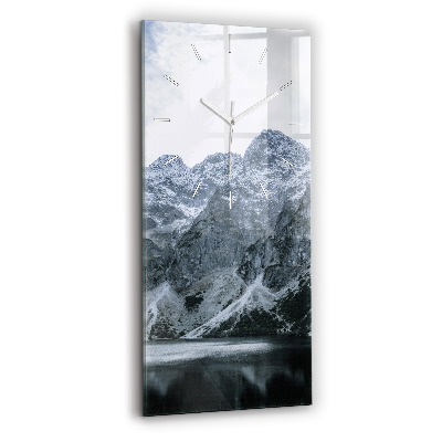 Orologio verticale in vetro Morskie Oko nei Monti Tatra