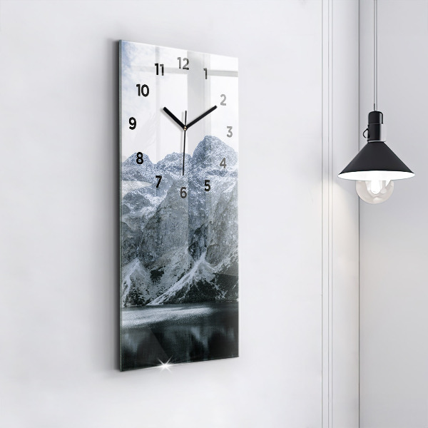 Orologio verticale in vetro Morskie Oko nei Monti Tatra