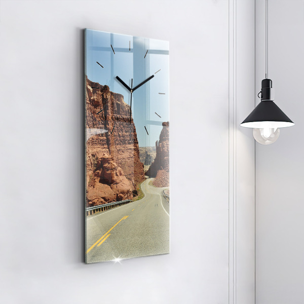 Orologio verticale in vetro Route 66 negli Stati Uniti