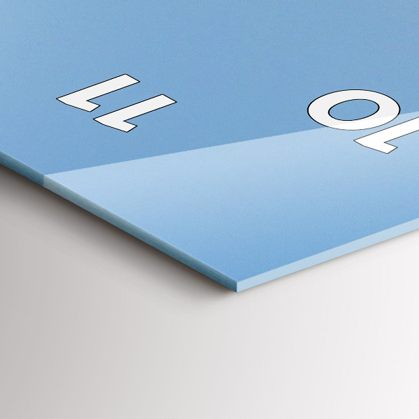 Orologio verticale in vetro Una barca che galleggia sull'oceano