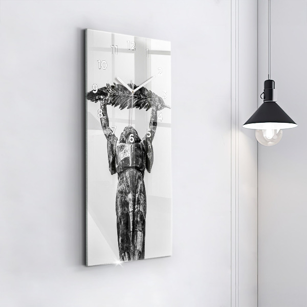 Orologio verticale in vetro Statua della Libertà a Budapest