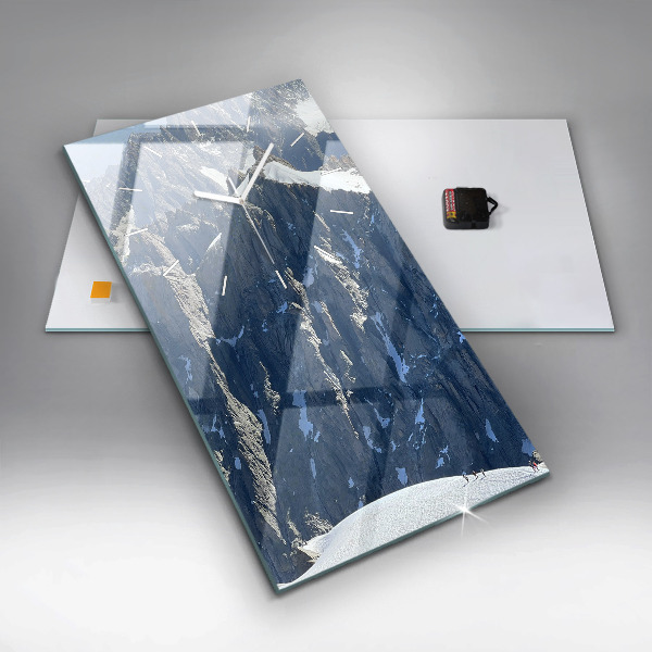 Orologio verticale in vetro Montagne delle Alpi in inverno