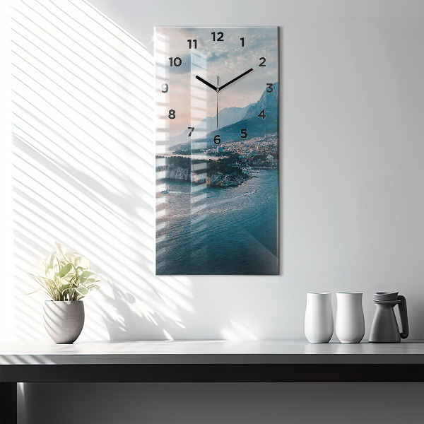 Orologio verticale in vetro Isola in Croazia