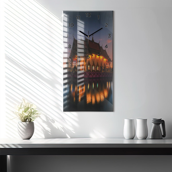 Orologio verticale in vetro Tempio a Bangkok