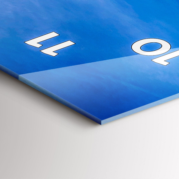 Orologio verticale Phuket in Thailandia