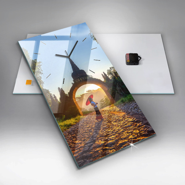 Orologio verticale Parco Surat Thani Thailandia