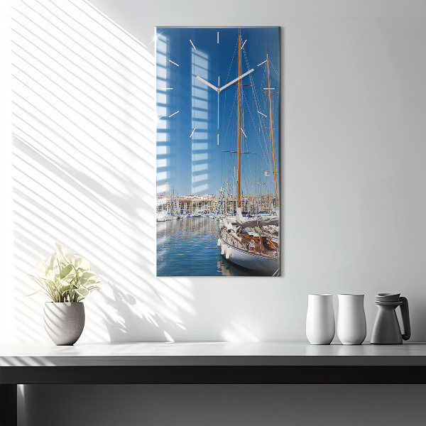 Orologio verticale Marina a Marsiglia Francia