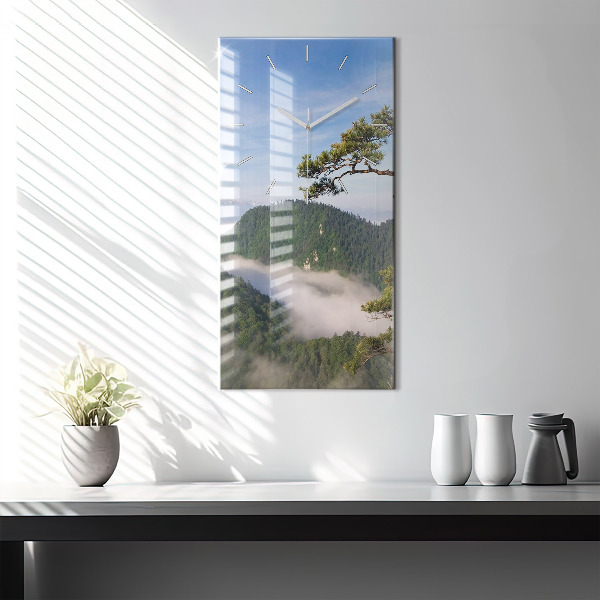 Orologio verticale Picco Sokolica nei Monti Pieniny