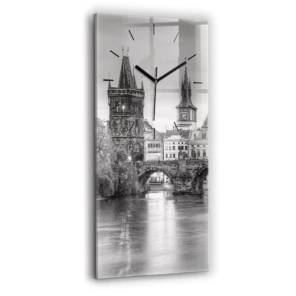 Orologio verticale Ponte Carlo a Praga