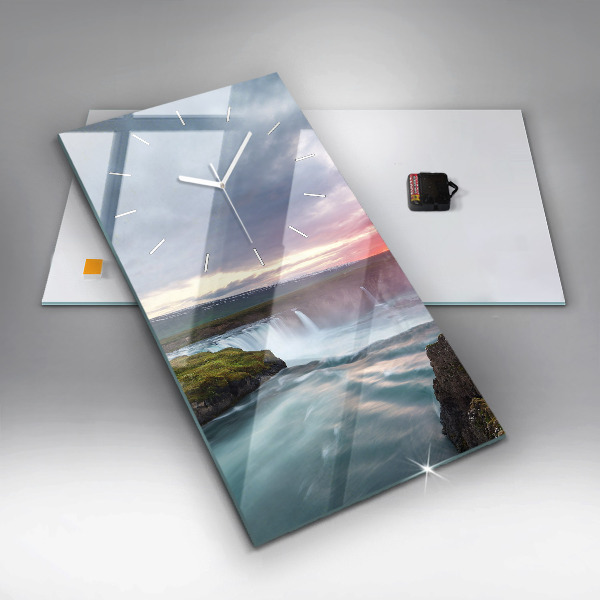 Orologio verticale Paesaggio con cascata
