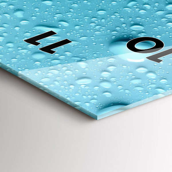 Orologio verticale Gocce d'acqua sul vetro