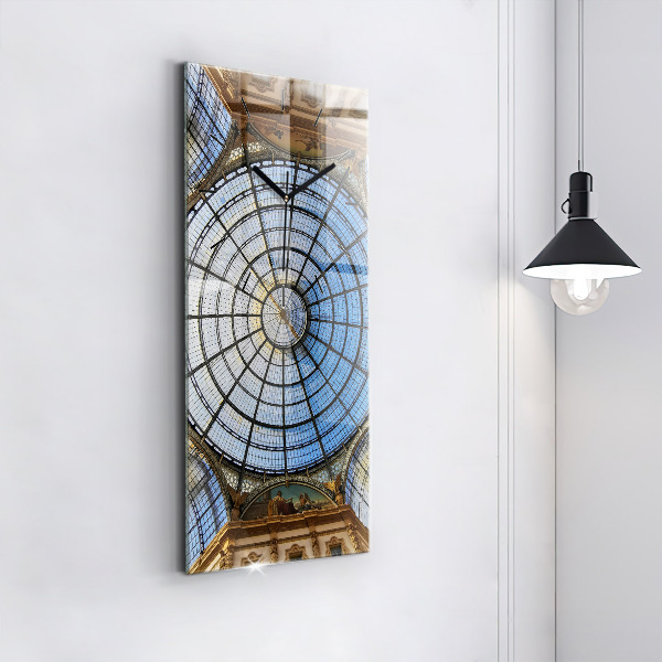 Orologio verticale in vetro Centro commerciale a Milano