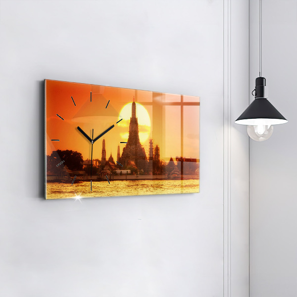 Orologi orizzontali Wat arun bangkok thailand