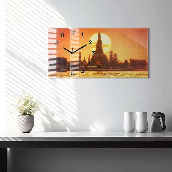 Orologi orizzontali Wat arun bangkok thailand