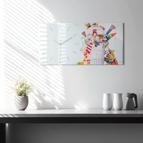 Orologi orizzontali Cesto di vimini con giocattoli