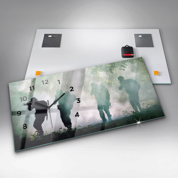 Orologi orizzontali Soldati dell'esercito nella foresta