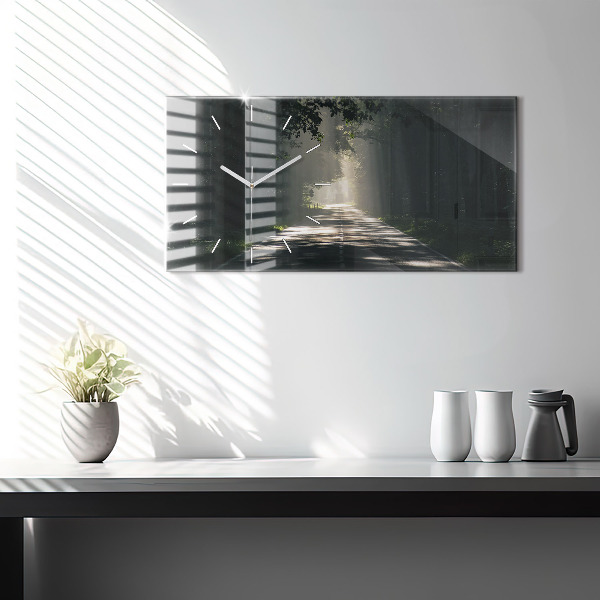 Orologi orizzontali Strada forestale e strisce di sole