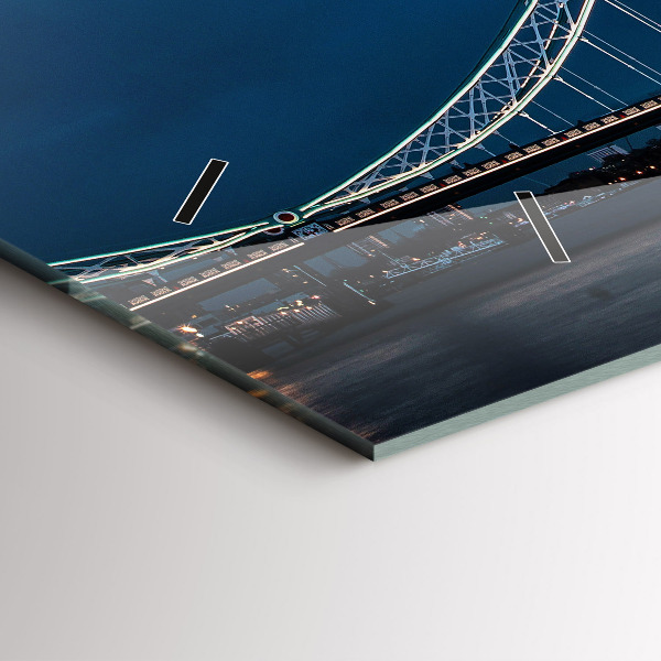 Orologi orizzontali Tower Bridge Londra di notte