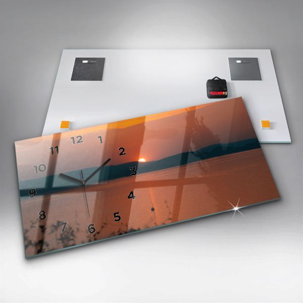 Orologi orizzontali Lago Balaton di sera