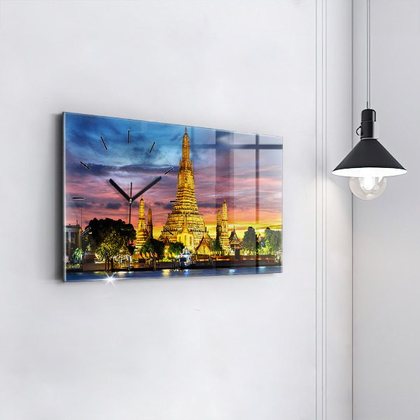 Orologio rettangolare Tempio a Bangkok