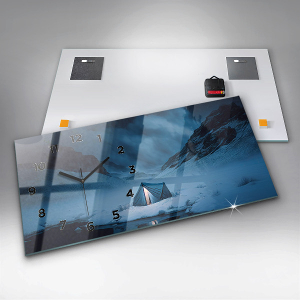 Orologi orizzontali Tenda sulle montagne dell'Islanda