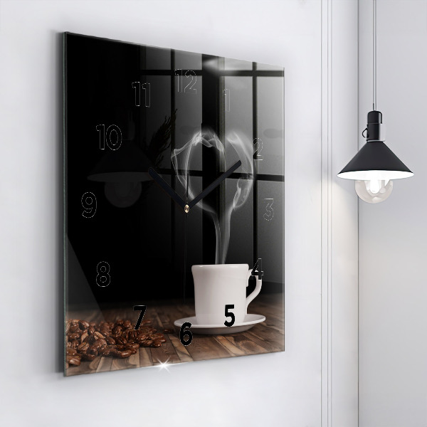 Orologio quadrato Una tazza di caffè caldo
