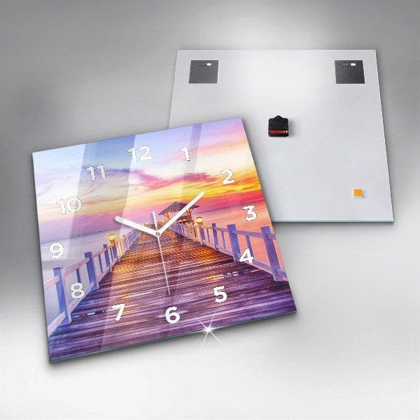 Orologio quadrato Il ponte del porto di sera