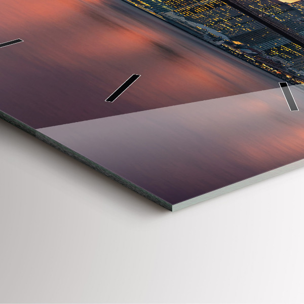 Orologio quadrato in vetro Fiume orientale di New York