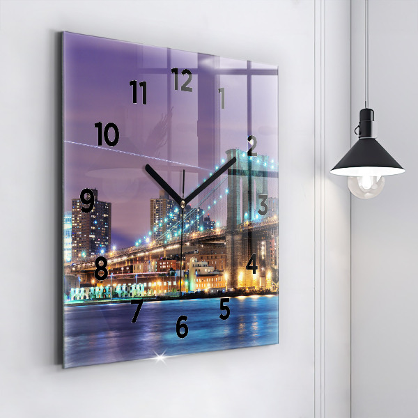 Orologio quadrato Ponte di Brooklyn e East River