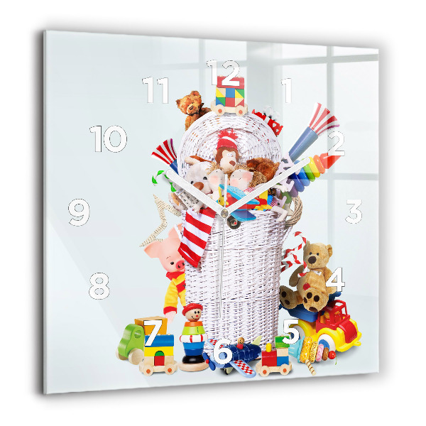 Orologio quadrato Cesto di vimini con giocattoli