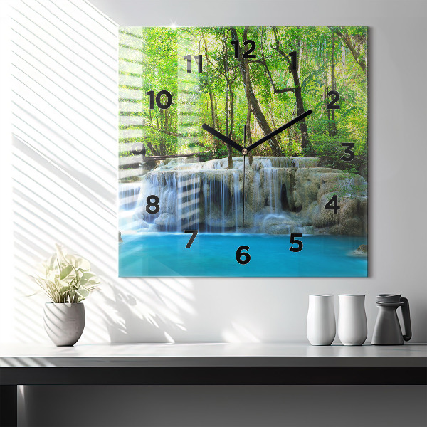 Orologio quadrato Cascata nella foresta