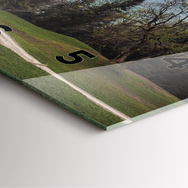 Orologio quadrato Vista sulle montagne