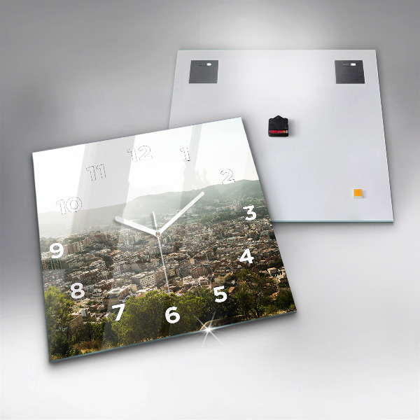 Orologio quadrato Barcellona vista Montjuic